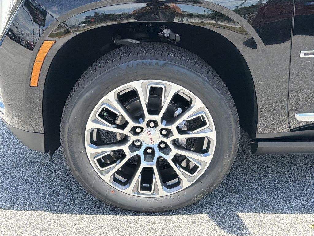 2026 GMC Yukon XL Denali - Photo 24