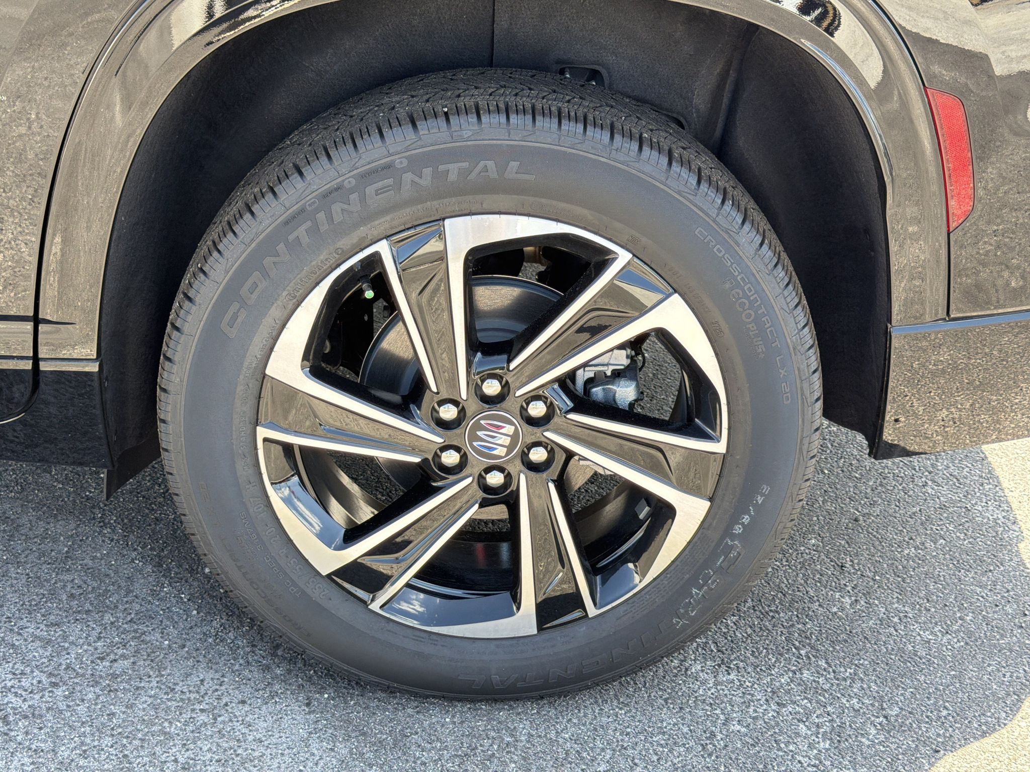 2026 Buick Enclave Sport Touring - Photo 28