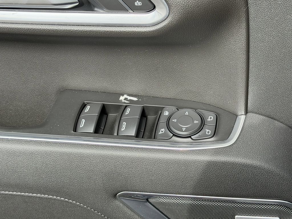 2026 Chevrolet Silverado 1500 LTZ - Photo 15