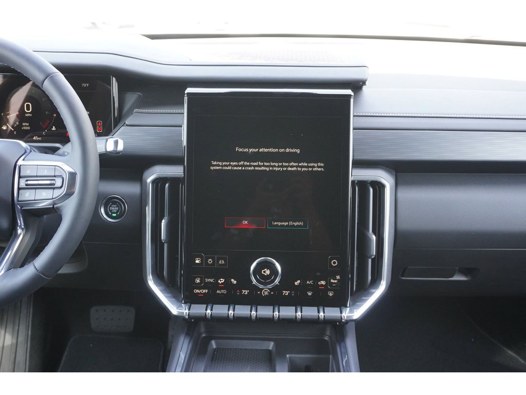 2025 Gmc Acadia Elevation photo 3