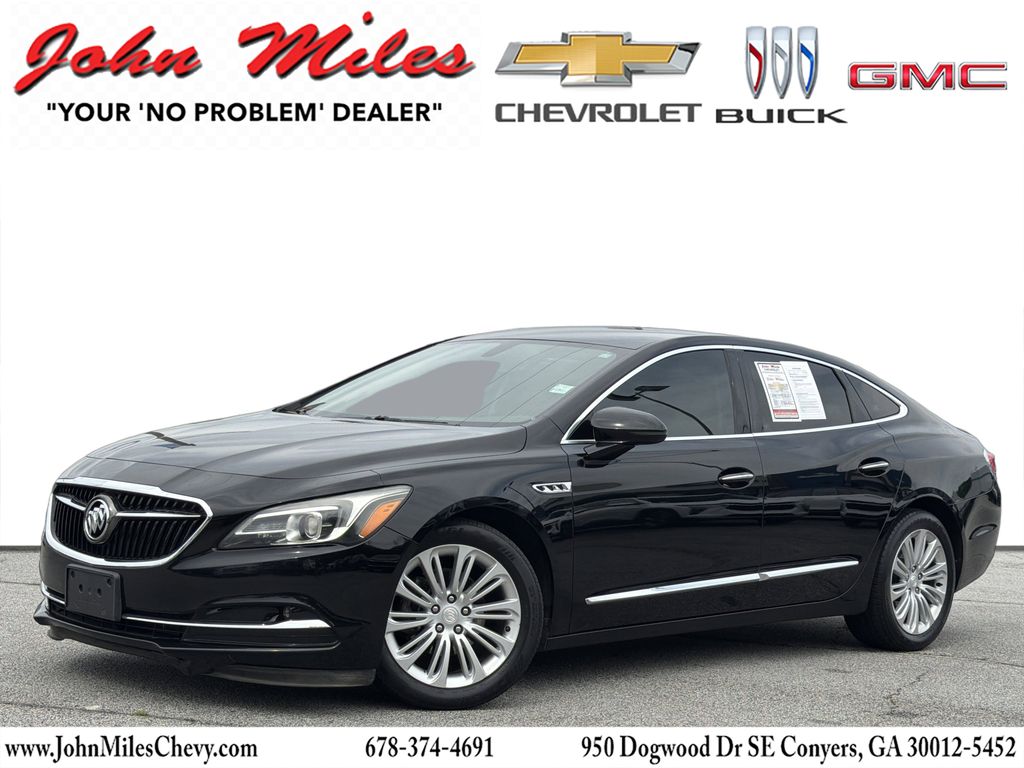 2018 Buick LaCrosse Preferred's photo