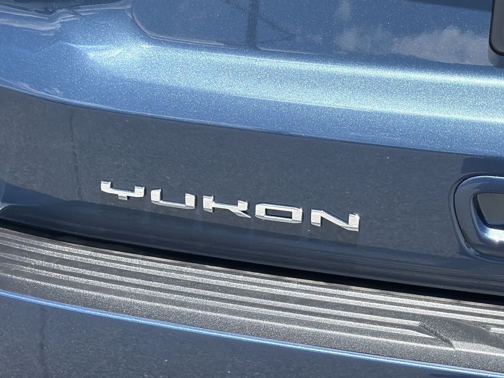 2026 GMC Yukon Denali - Photo 25