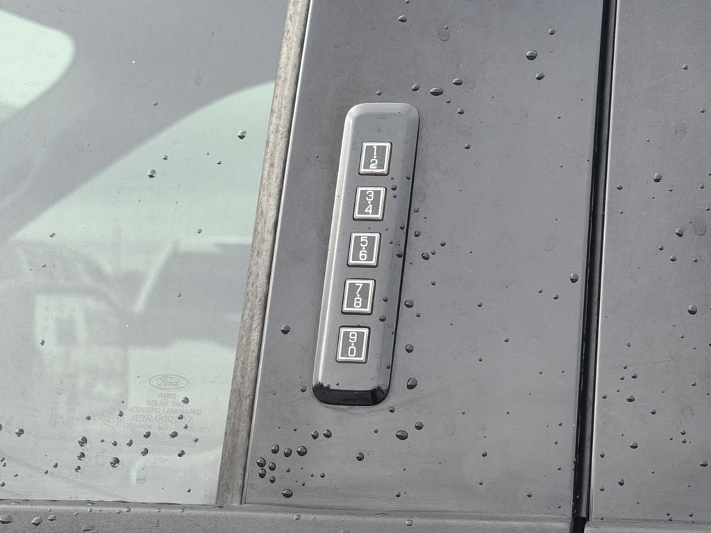 2020 Ford F-150 XL - Photo 33
