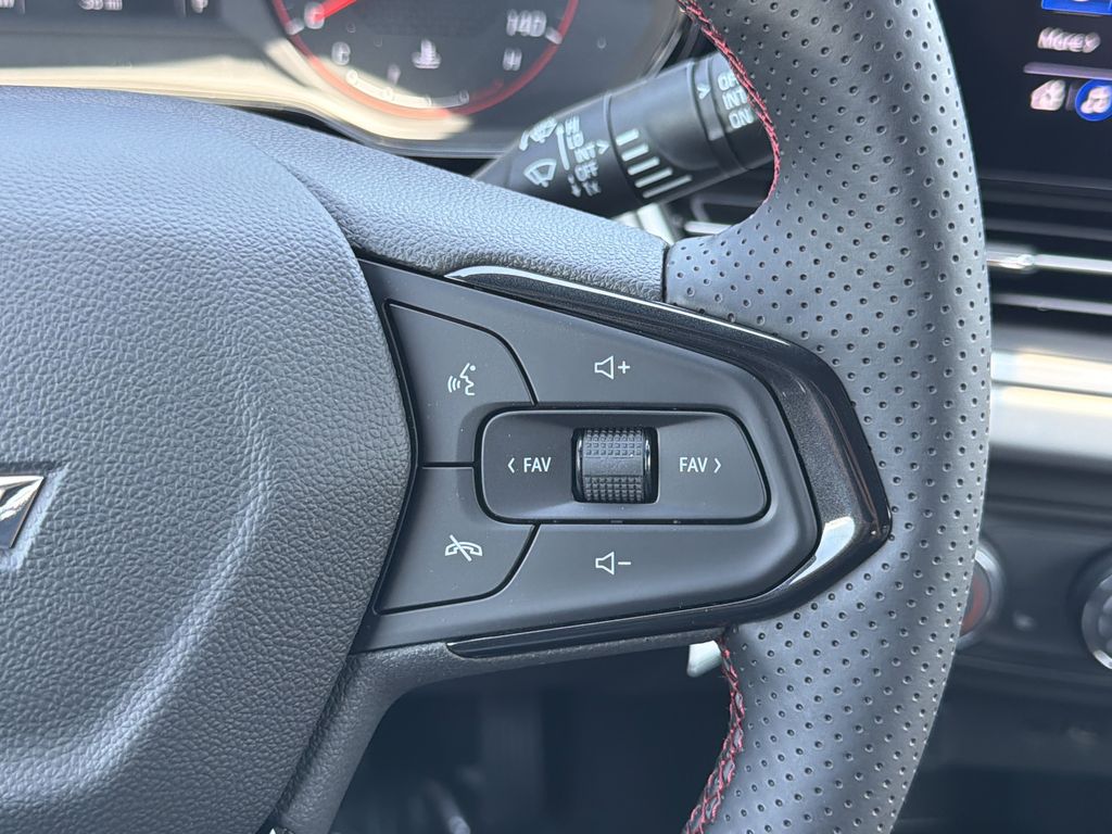 2026 Chevrolet Trax RS - Photo 9
