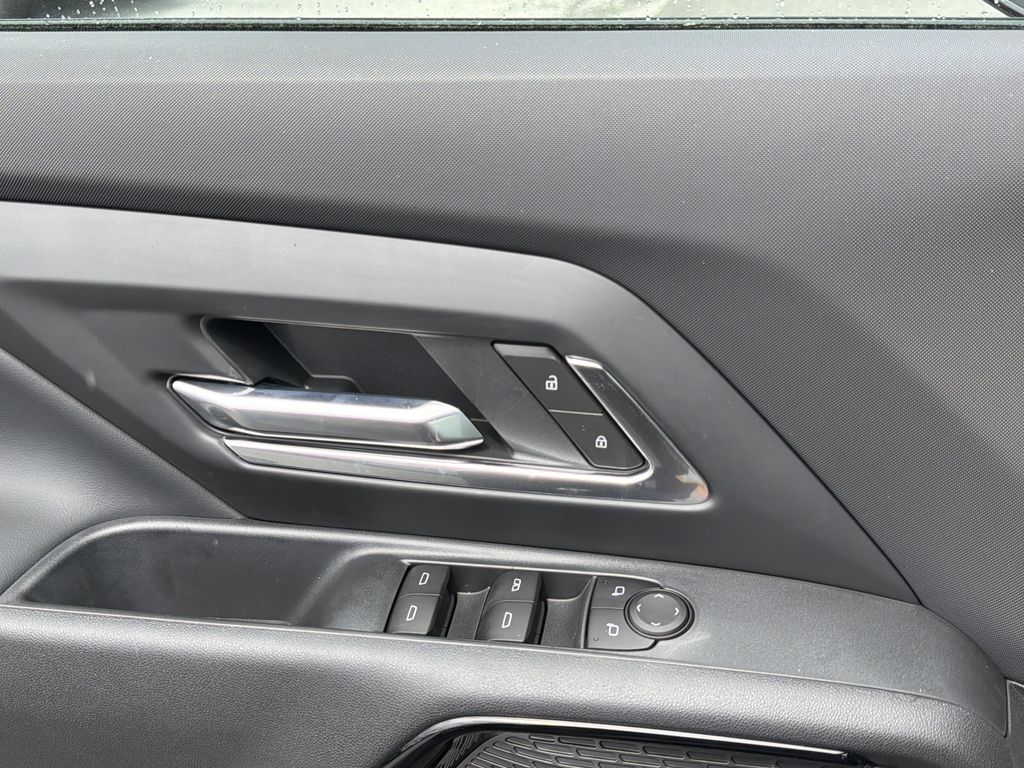 2026 Chevrolet Silverado EV LT - Photo 13