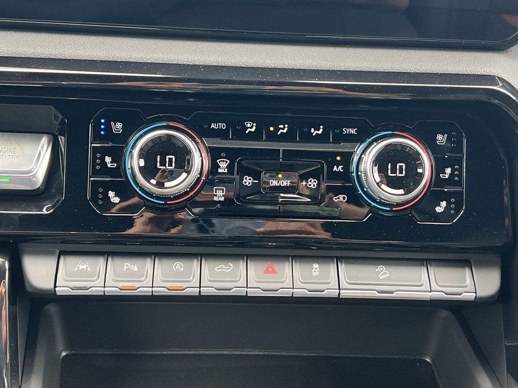 2025 GMC Sierra 1500 AT4 - Photo 6