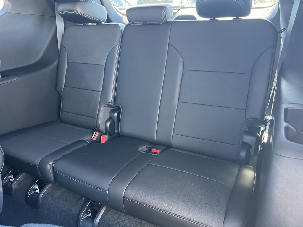 2026 Buick Enclave Preferred - Photo 14