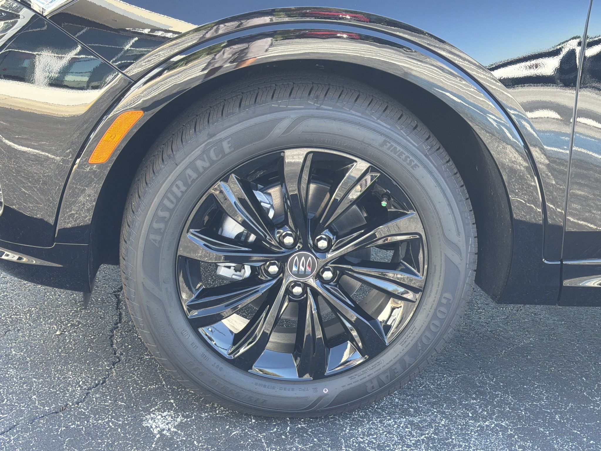 2026 Buick Envista Sport Touring - Photo 25