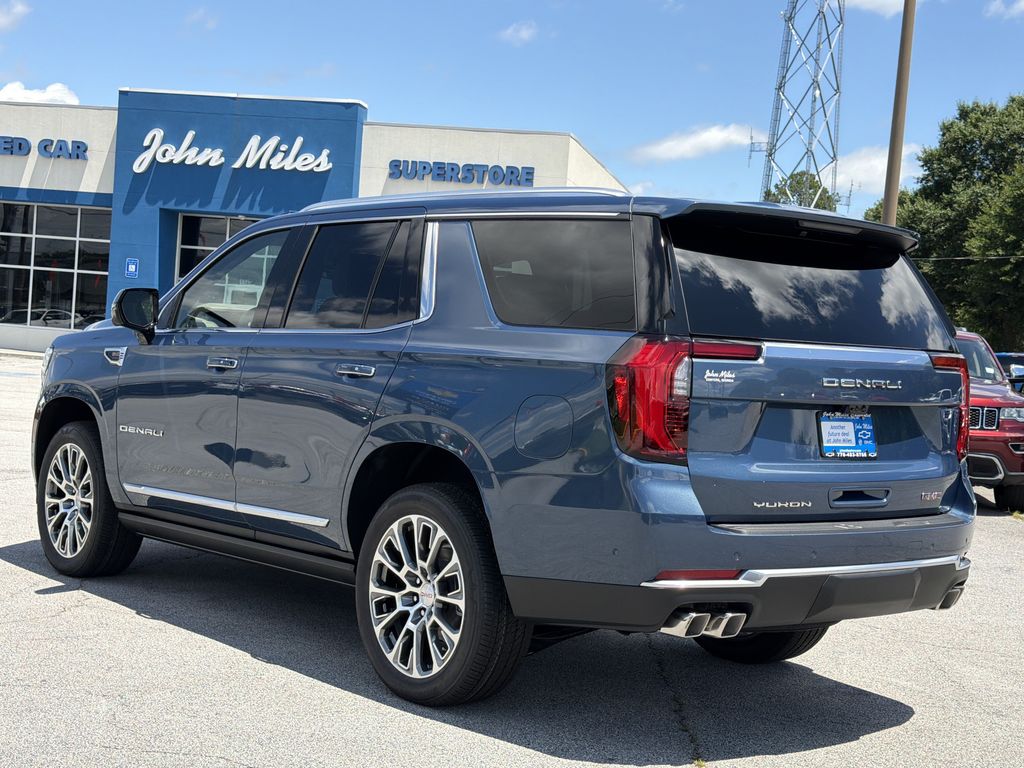 2026 GMC Yukon Denali - Photo 23