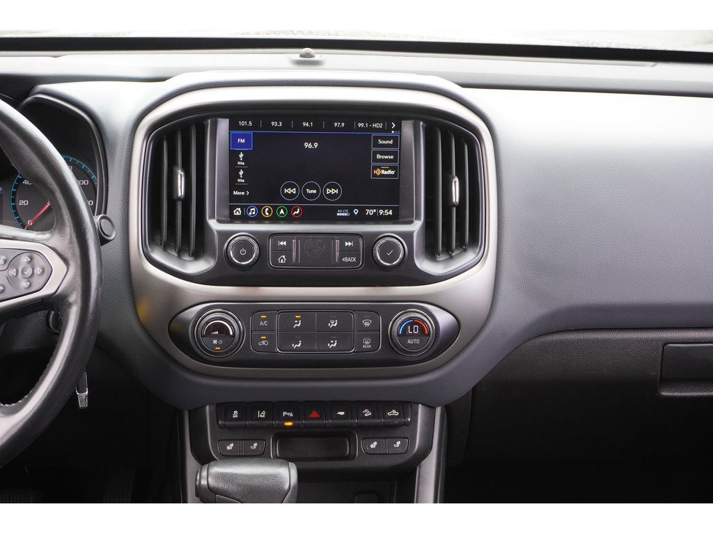 2021 Chevrolet Colorado Z71 photo 3