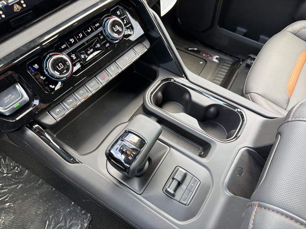 2026 GMC Sierra 1500 AT4 - Photo 7
