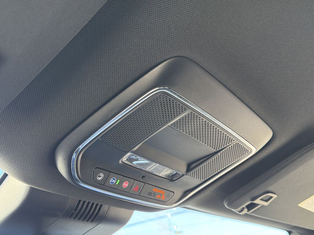 2026 GMC Sierra EV Elevation - Photo 11