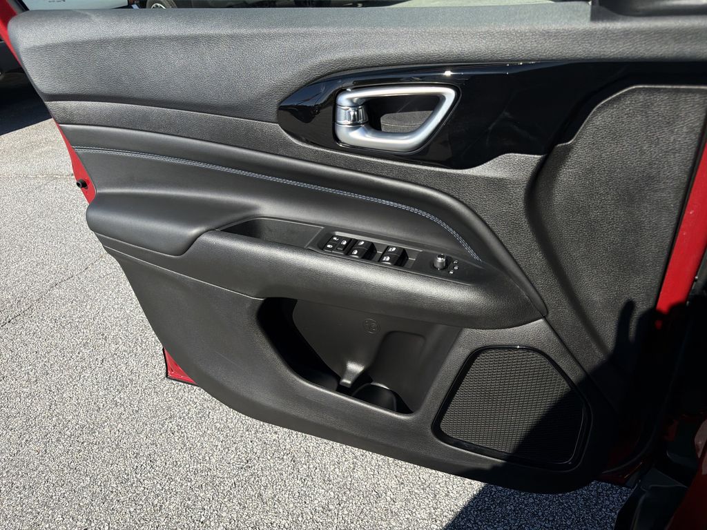 2026 Jeep Compass Altitude - Photo 14