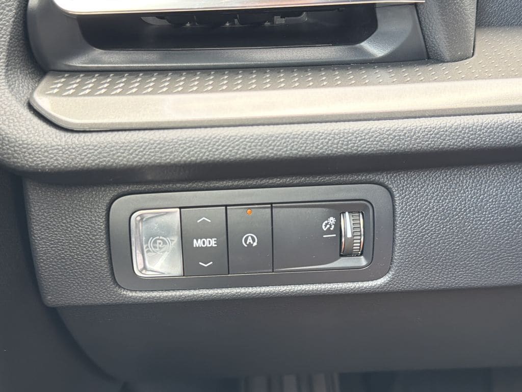 2026 Chevrolet Traverse LT - Photo 11