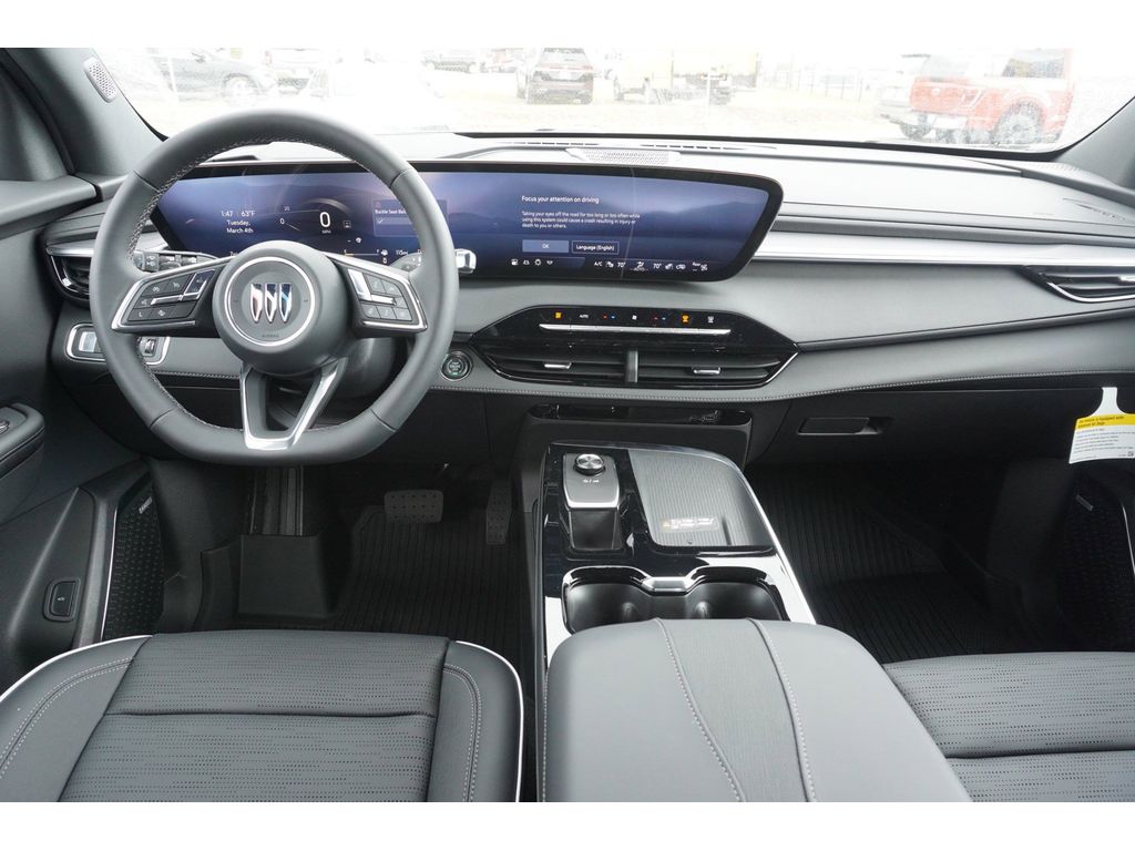 2025 Buick Enclave Sport Touring photo 2