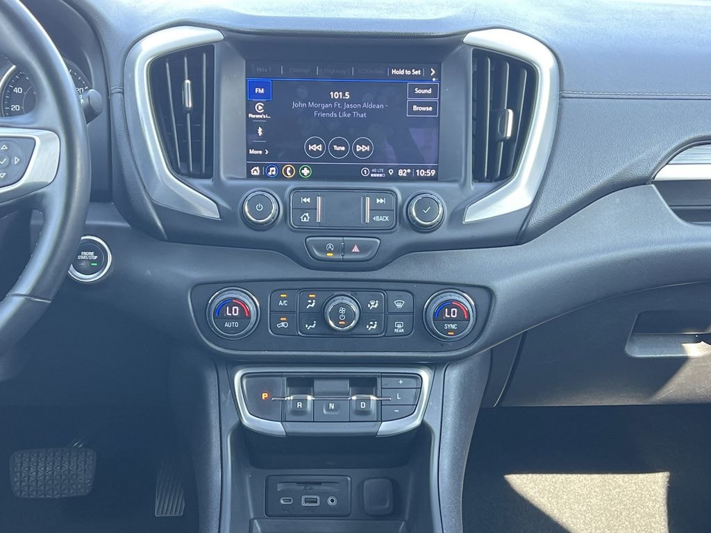 Used 2024 GMC Terrain SLT SUV