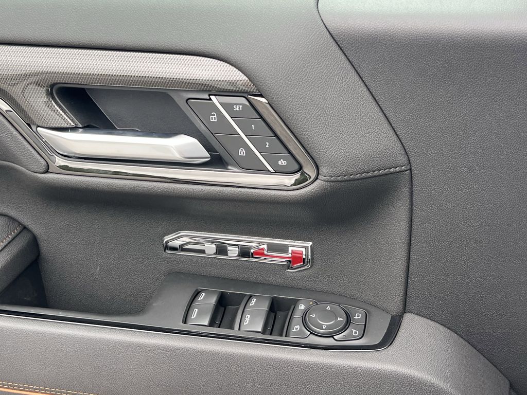 2025 GMC Sierra 1500 AT4 - Photo 15