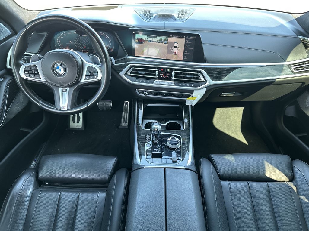 2021 Bmw X7 M50i photo 2