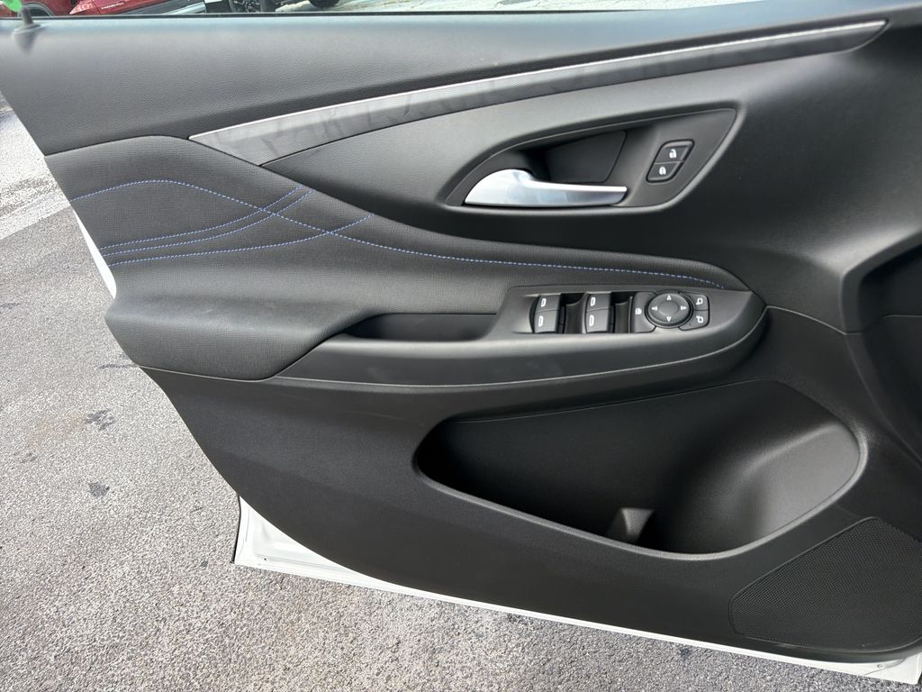 2026 Buick Envista Sport Touring - Photo 12