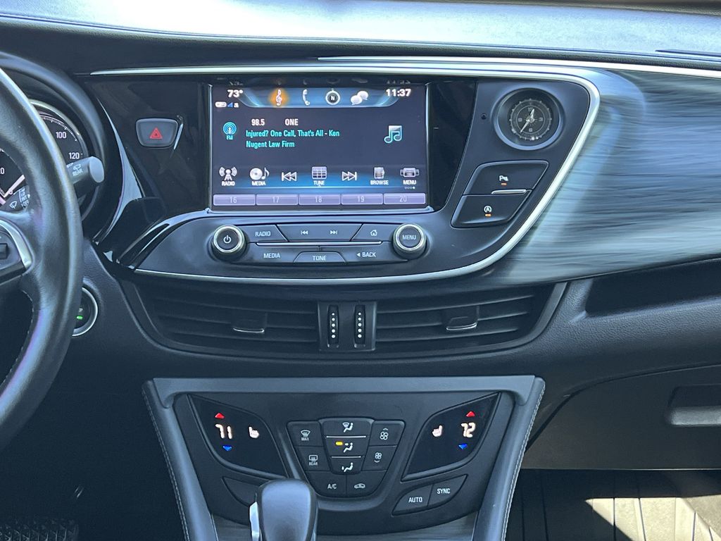 2020 Buick Envision Essence photo 3