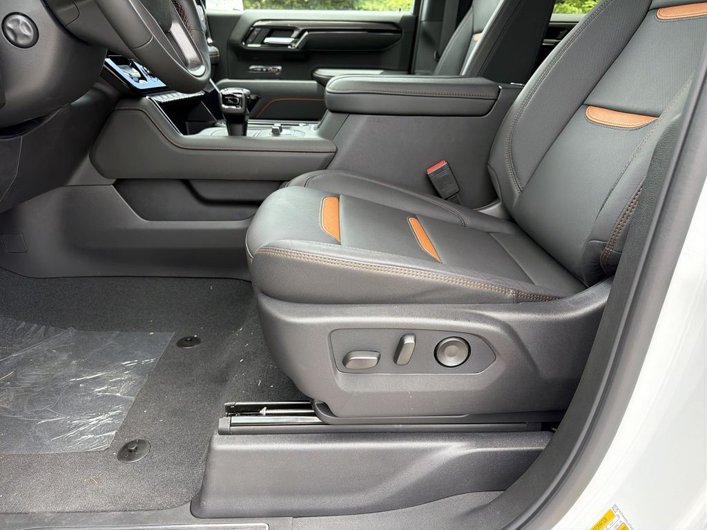 2026 GMC Sierra 1500 AT4 - Photo 17