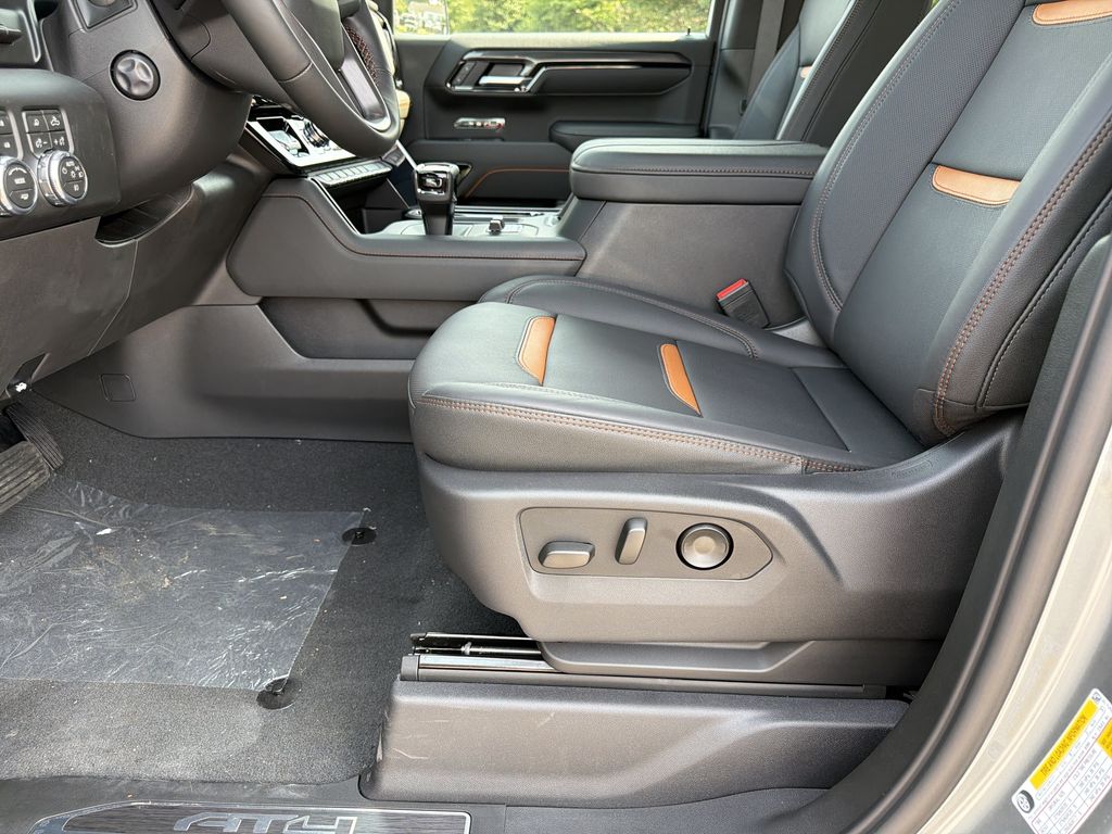 2026 GMC Sierra 1500 AT4 - Photo 17
