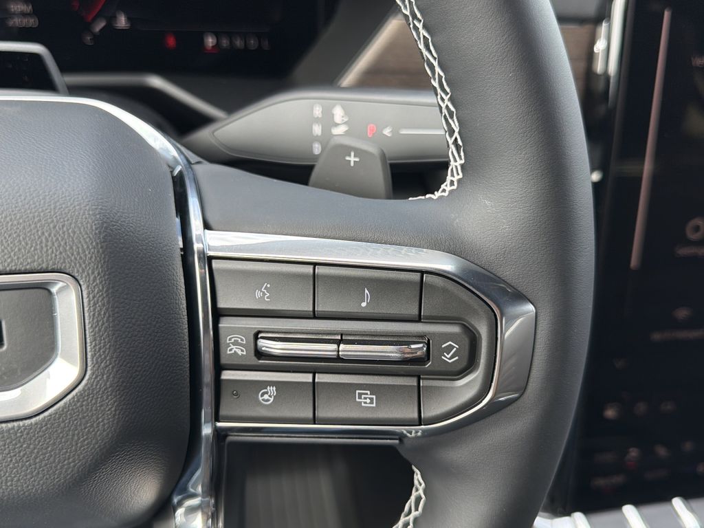 2026 GMC Acadia Denali Ultimate - Photo 9