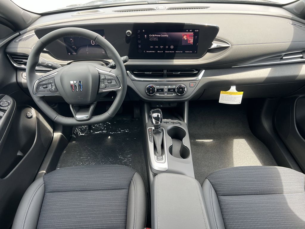 2025 Buick Envista Preferred photo 2