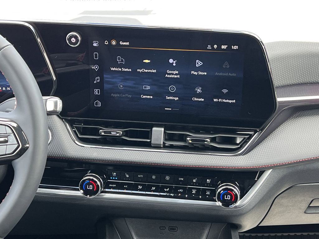 2026 Chevrolet Equinox RS photo 3