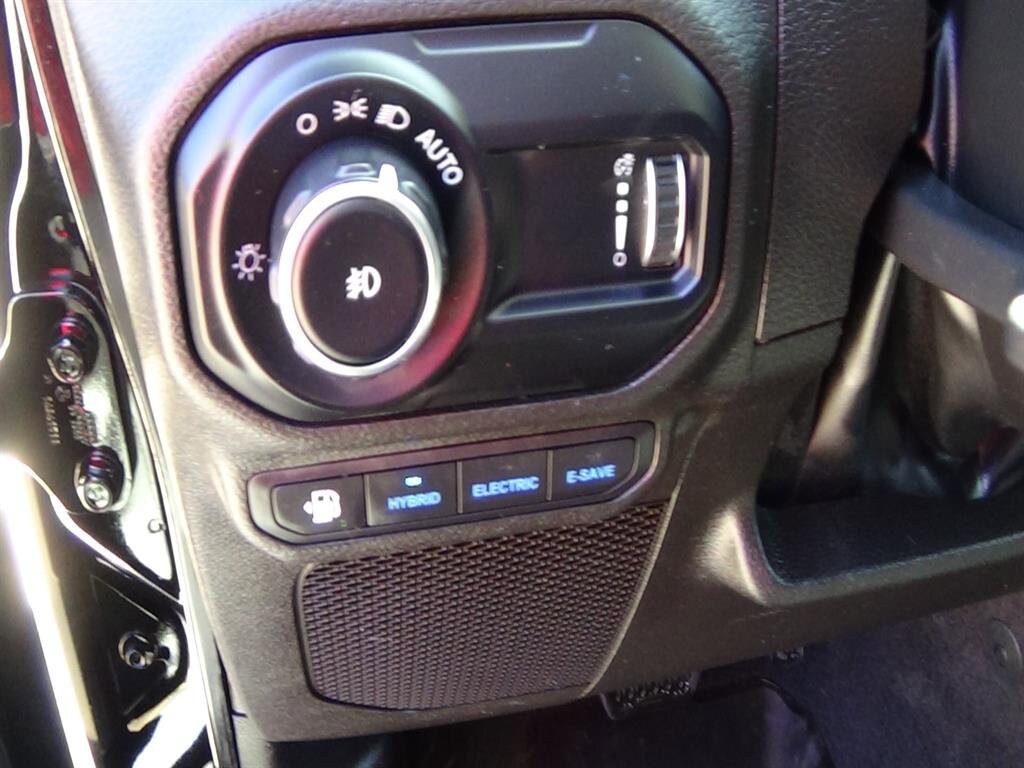 2023 Jeep Wrangler 4xe Sahara 4XE - Photo 21