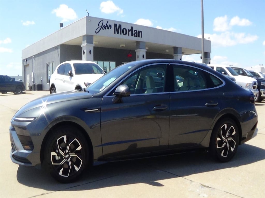 Used 2025 Hyundai Sonata SEL Sedan