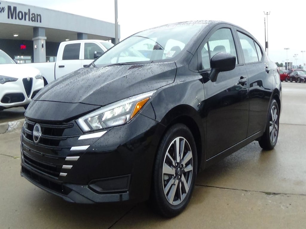 Used 2025 Nissan Versa 1.6 SV Sedan