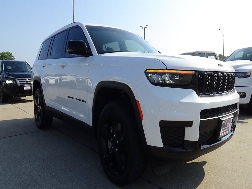 Certified 2023 Jeep Grand Cherokee L Laredo SUV