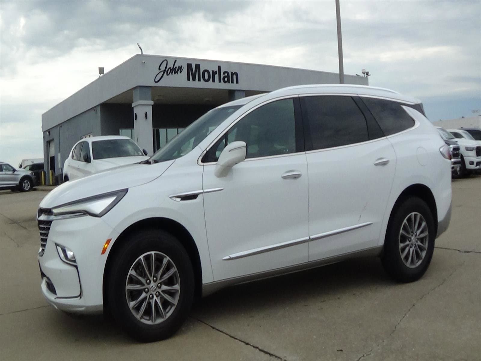 2024 Buick Enclave Premium's photo