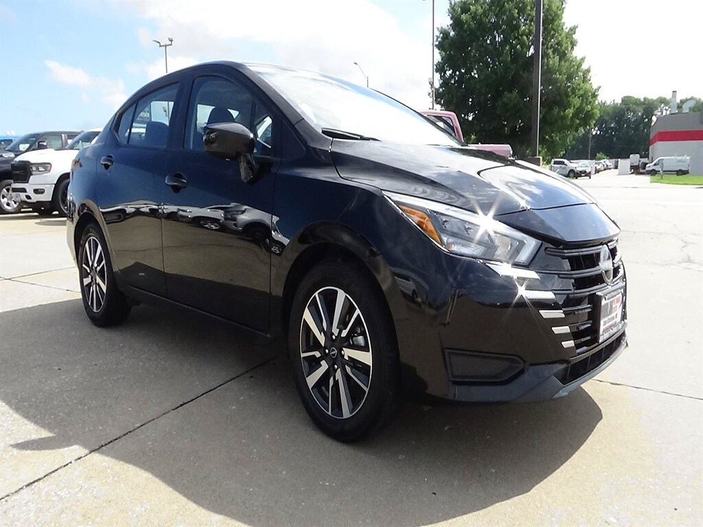 Used 2025 Nissan Versa 1.6 SV Sedan
