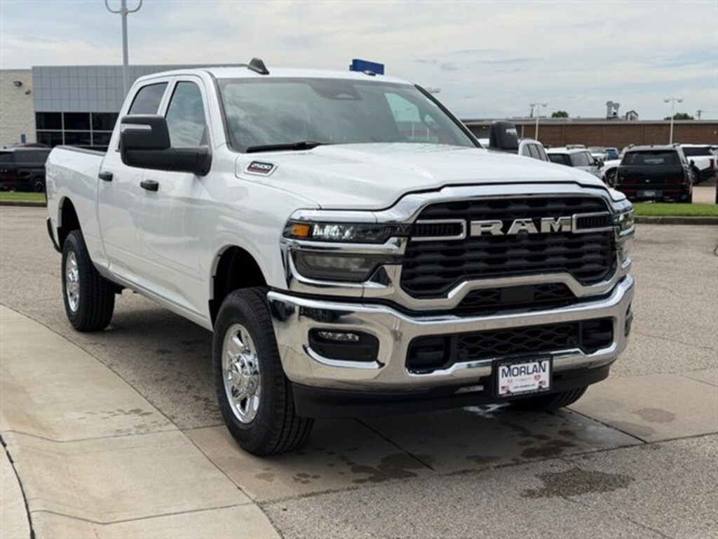 New 2026 Ram 2500 TRADESMAN CREW CAB 4X4 6'4 BOX Pickup
