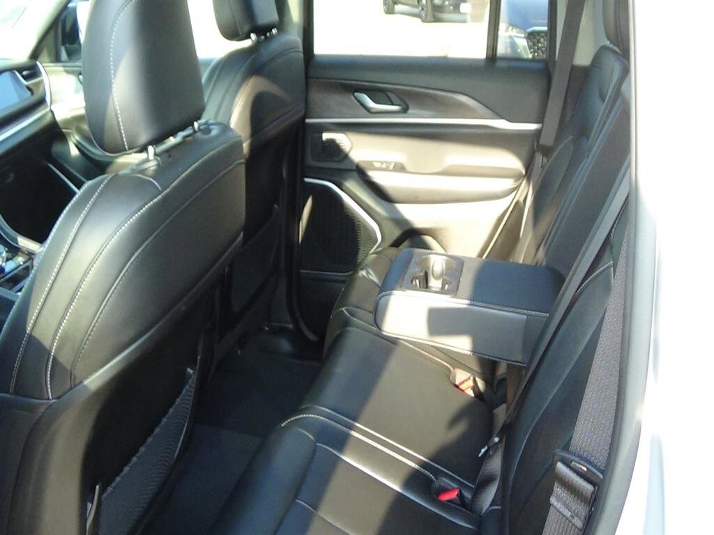 2023 Jeep Grand Cherokee 4xe - Photo 13