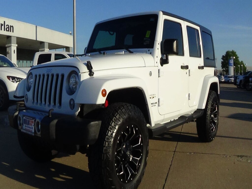 Used 2017 Jeep Wrangler JK Unlimited Sahara 4x4 SUV