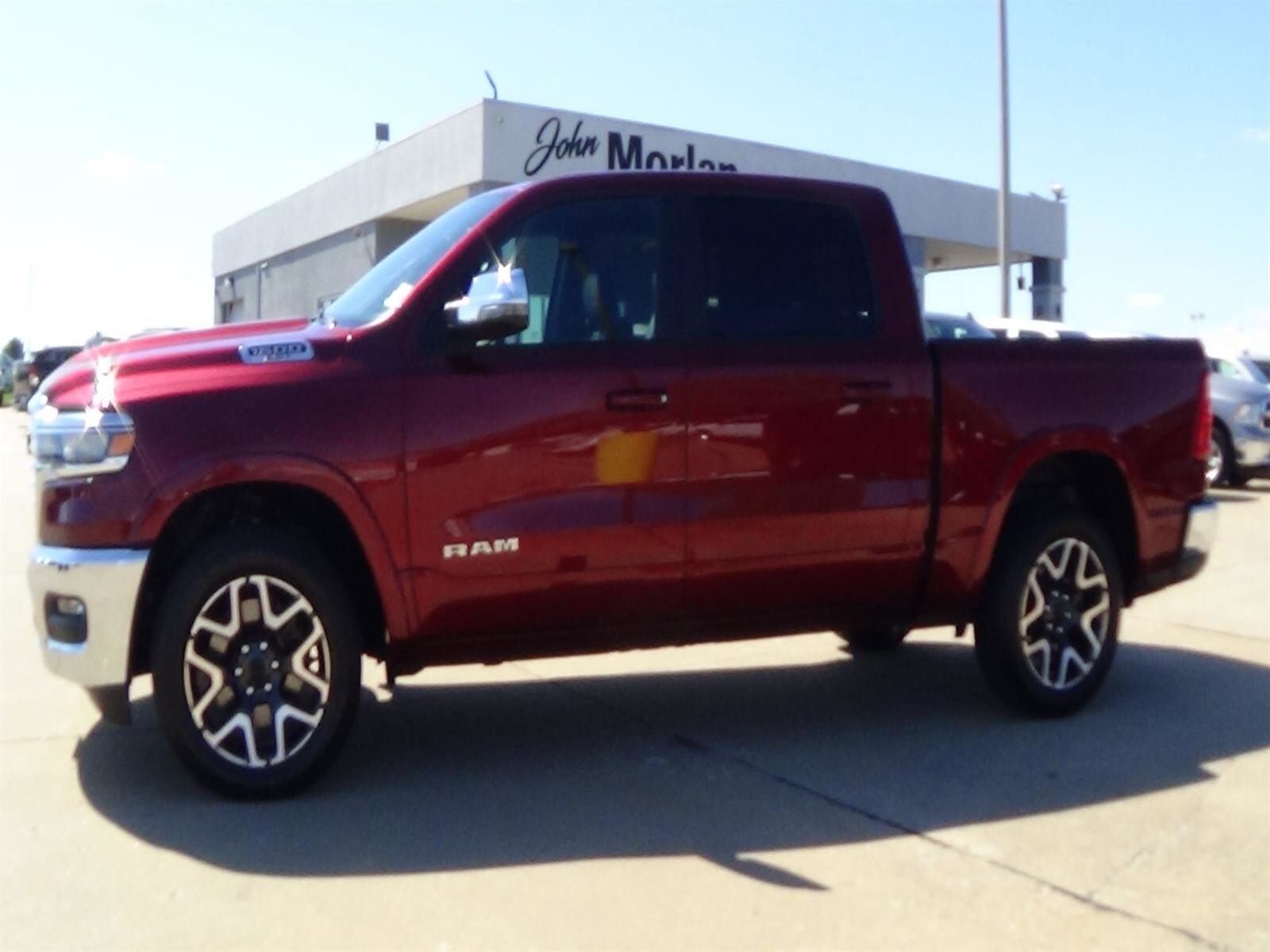 2025 RAM 1500 Laramie 4x4 Crew Cab 5'7's photo