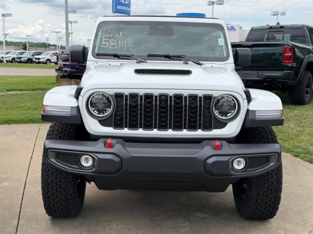 New 2026 Jeep Wrangler 4-DOOR RUBICON Sport Utility