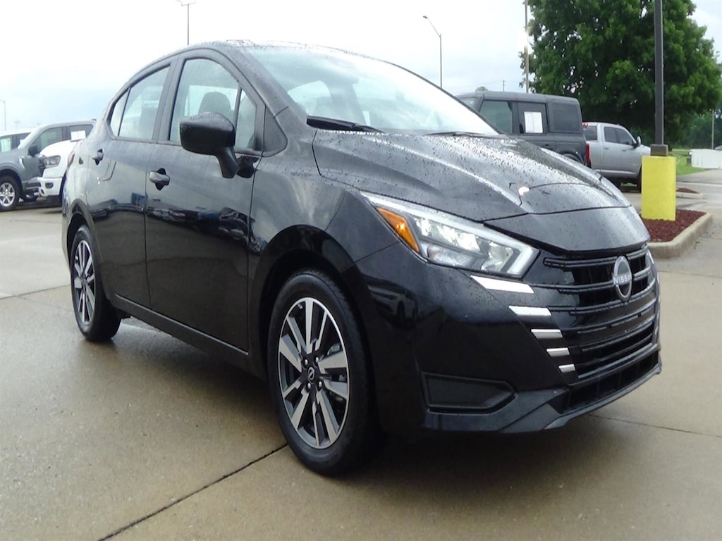 Used 2025 Nissan Versa 1.6 SV Sedan