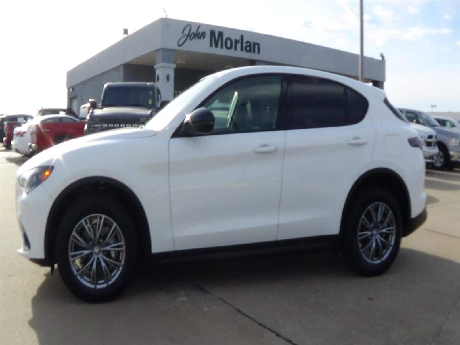 2024 Alfa Romeo Stelvio Sprint AWD's photo