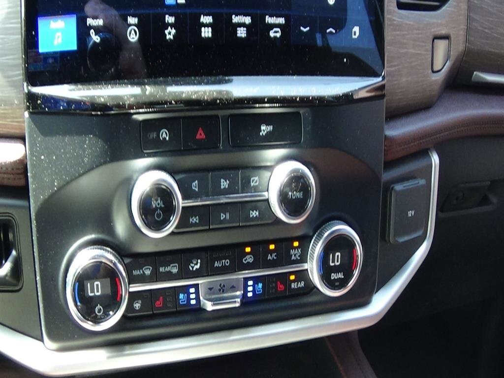 2024 Ford Expedition Limited - Photo 32