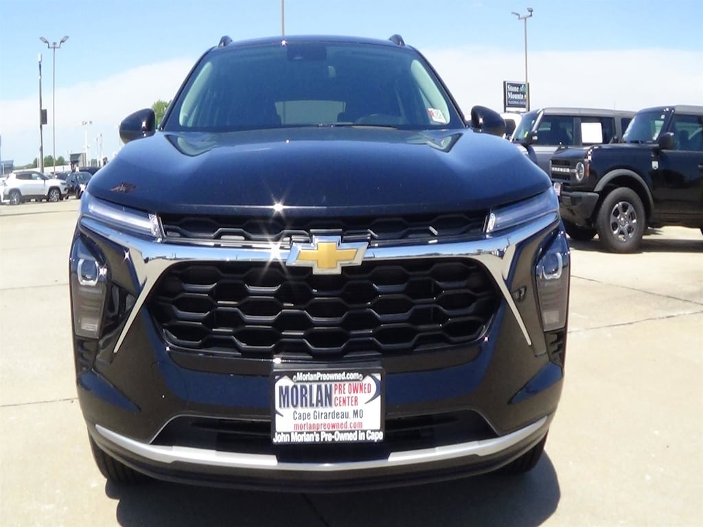 Used 2025 Chevrolet Trax LT SUV