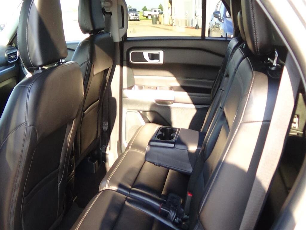 2024 Ford Explorer XLT - Photo 12