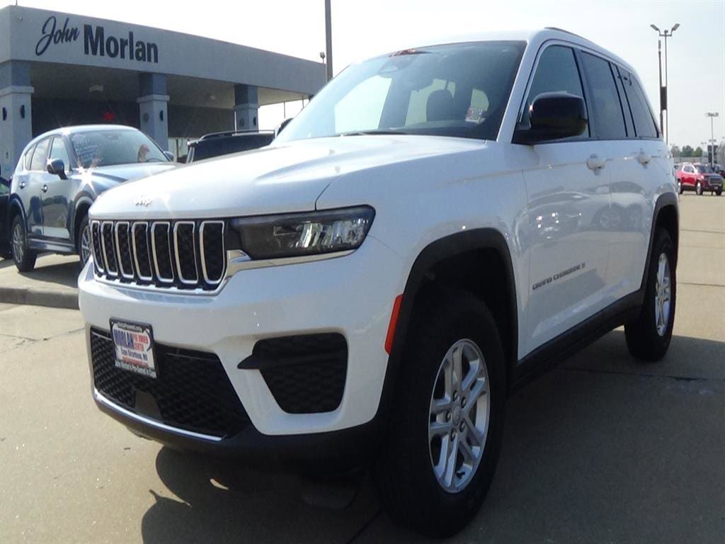 Used 2023 Jeep Grand Cherokee L Laredo SUV