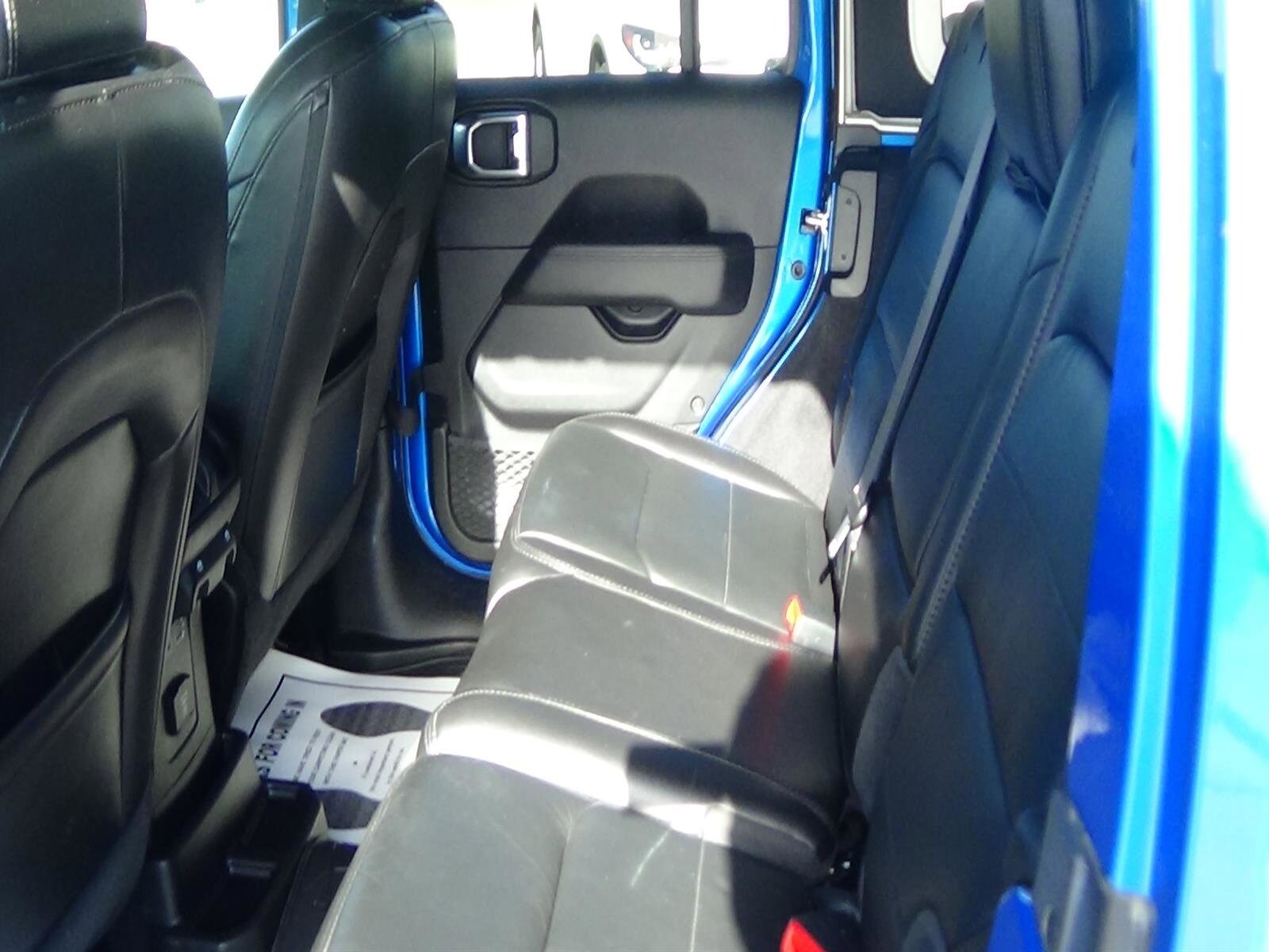 2021 Jeep Wrangler Unlimited Sahara Altitude - Photo 11