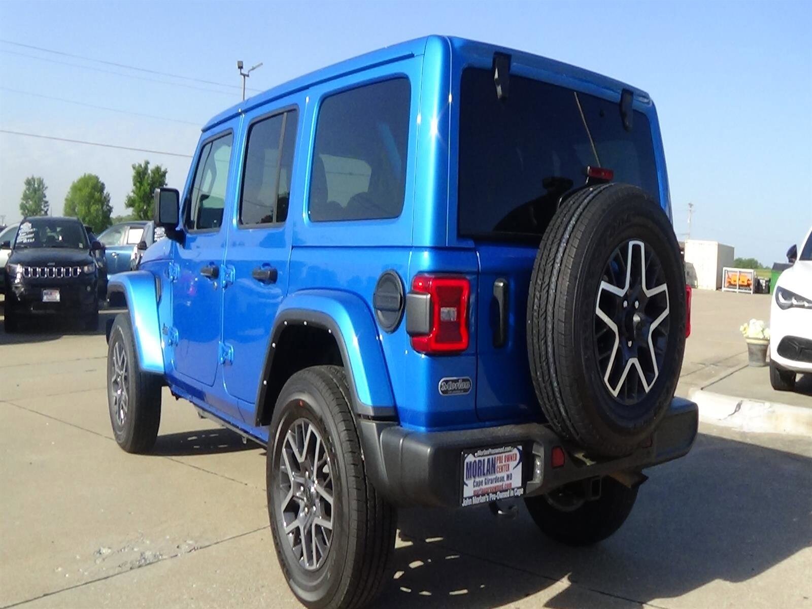2021 Jeep Wrangler Unlimited Sahara Altitude - Photo 8