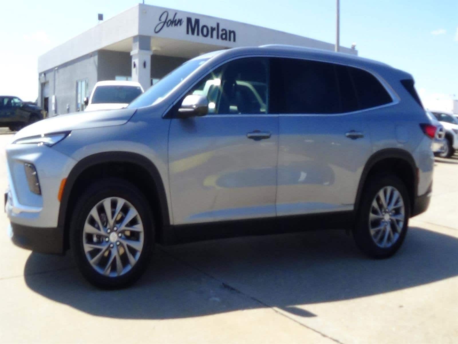 2025 Buick Enclave Preferred AWD's photo