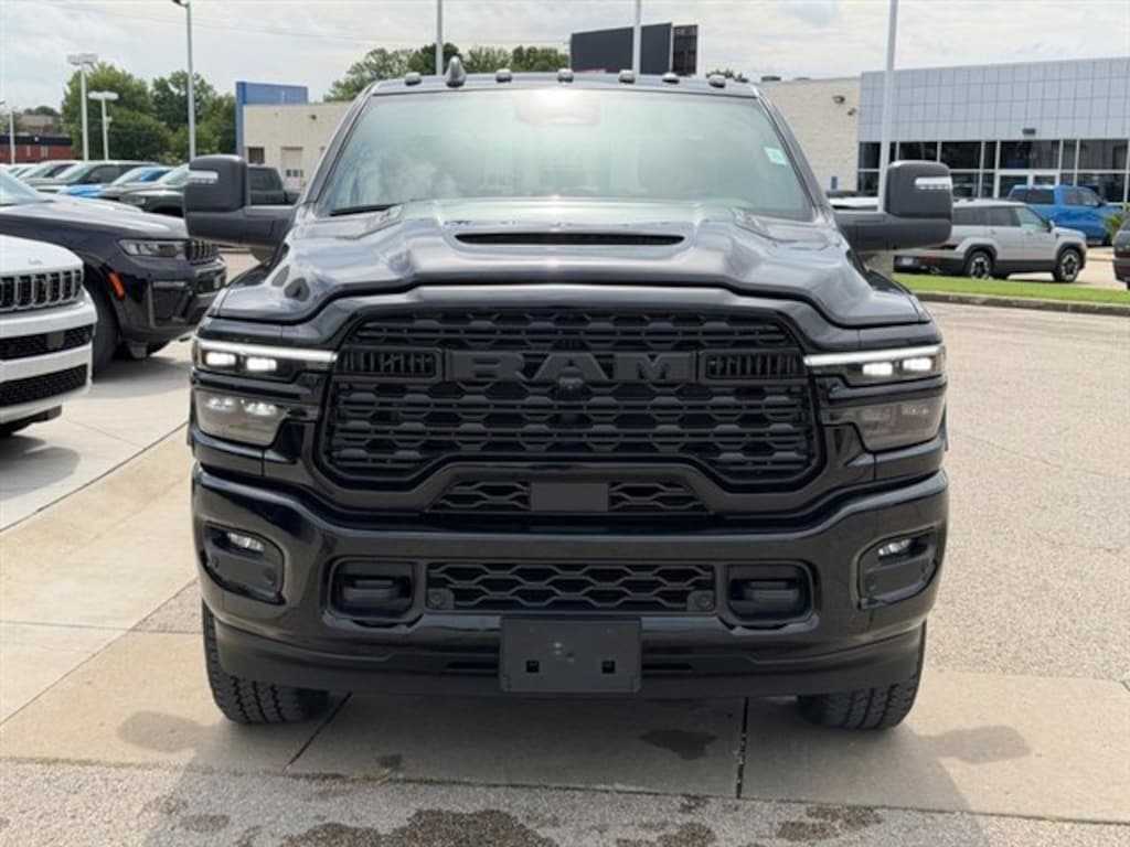 New 2026 Ram 2500 LIMITED CREW CAB 4X4 6'4 BOX Pickup